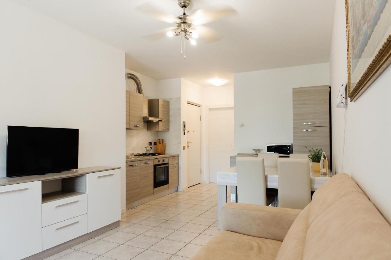 Appartamento Afrodite Desenzano del Garda Exteriér fotografie
